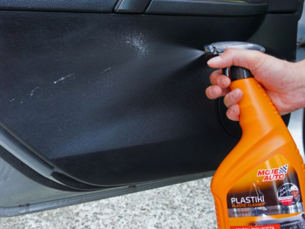 Καθαριστικό πλαστικών - Auto Moje 750ml