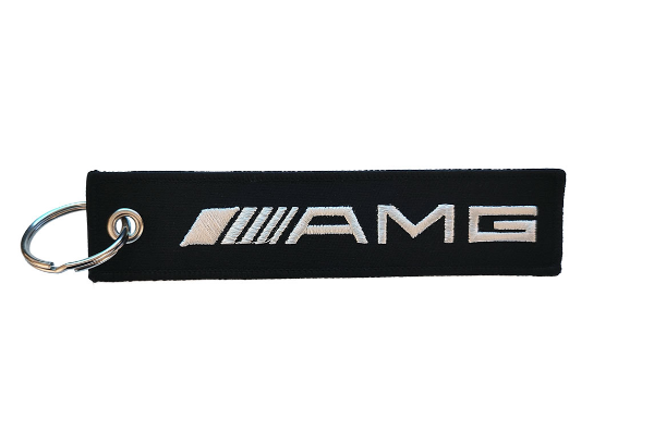 Υφασμάτινο μπρελόκ με άσπρα γράμματα - AMG