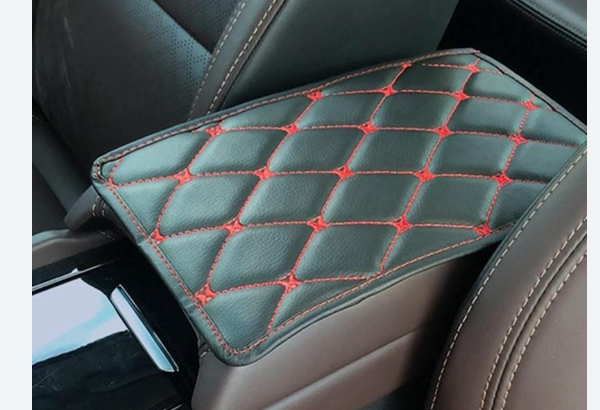 Προστατευτικό κάλυμμα τεμπέλη δερματίνη με κόκκινες ραφές